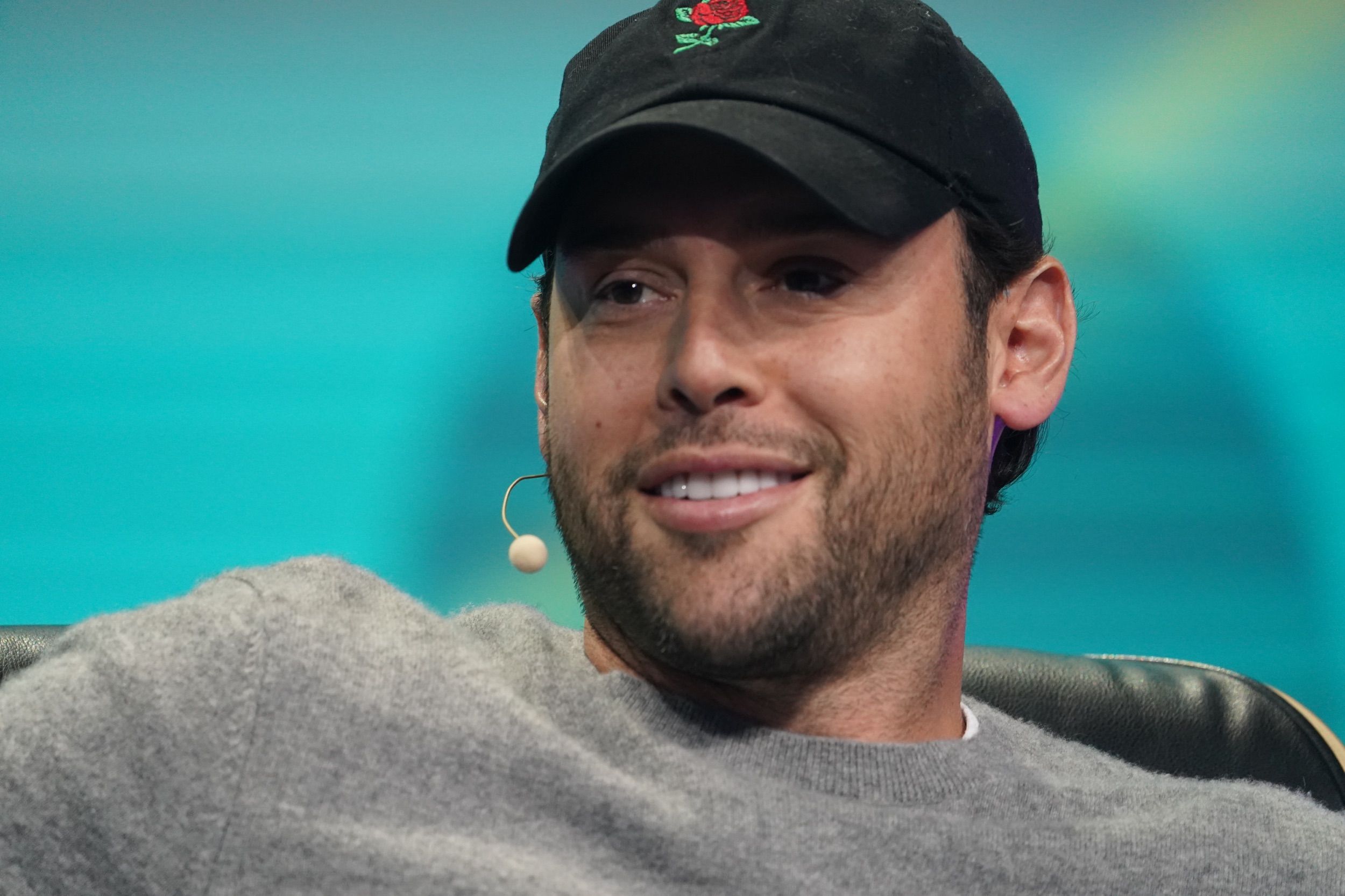 Why Is Everyone Leaving Scooter Braun? Justin Bieber, Ariana Grande, and  More Artists Drop His Management
