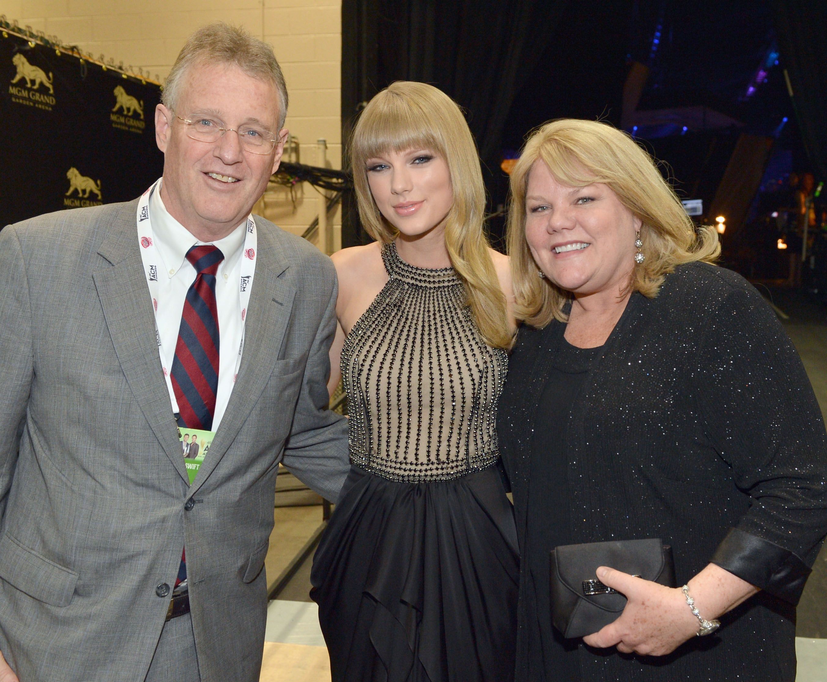 Everything You Need to Know About Taylor Swift's Family