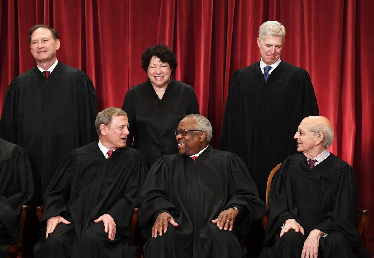 Supreme Court Justice Clarence Thomas Attacks Stare Decisis in Opinion