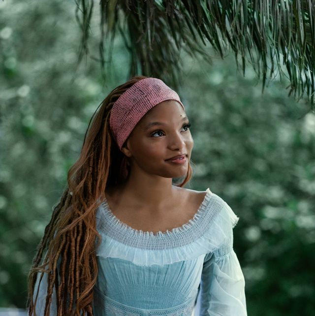 halle bailey as ariel in disney’s live action the little mermaid, directed by rob marshall photo by giles keyte © 2021 disney enterprises inc all rights reserved