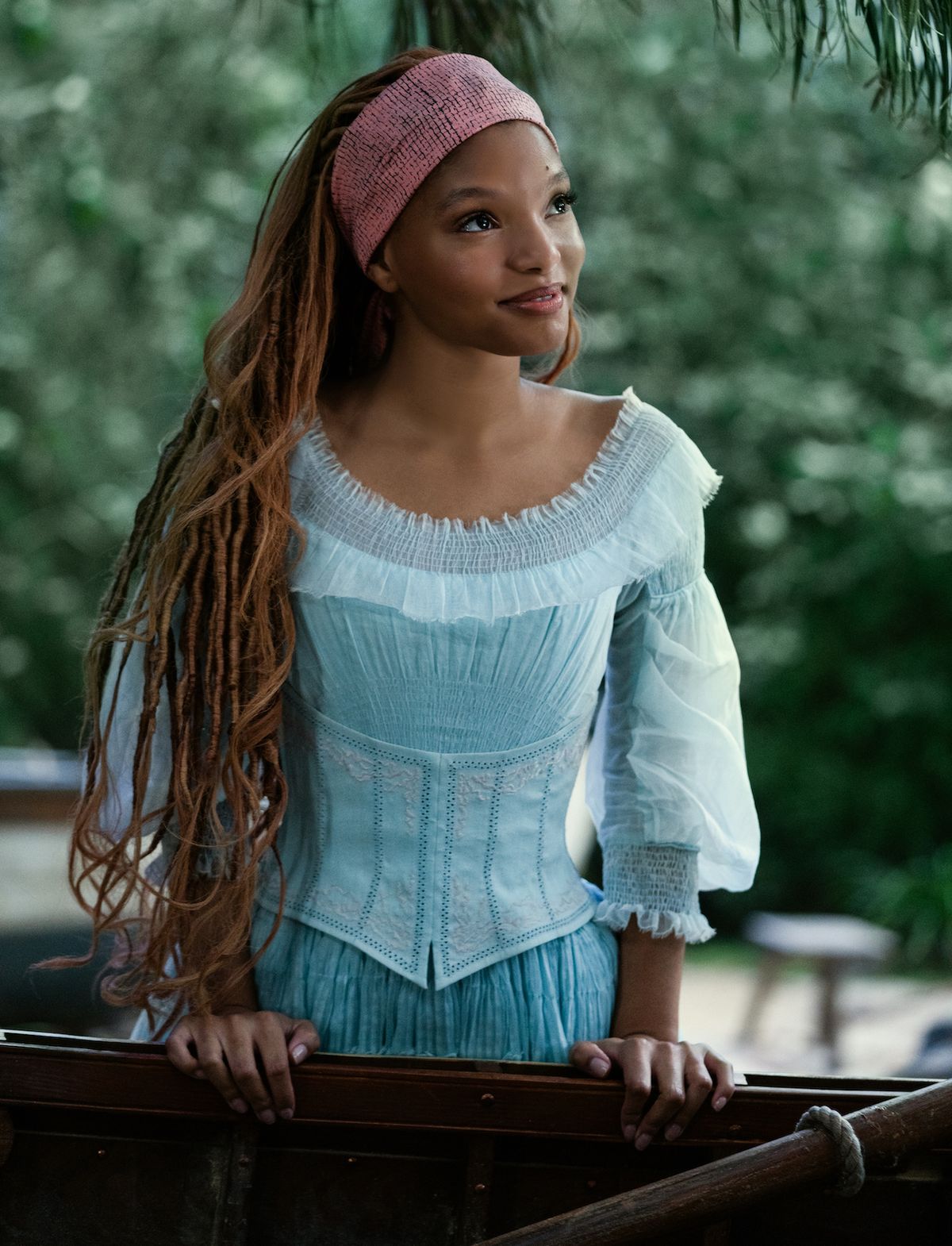 halle bailey as ariel in disney’s live action the little mermaid, directed by rob marshall photo by giles keyte © 2021 disney enterprises inc all rights reserved