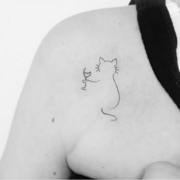 Top Minimal And Small Cat Tattoos Youll Want To See  Inku Paw