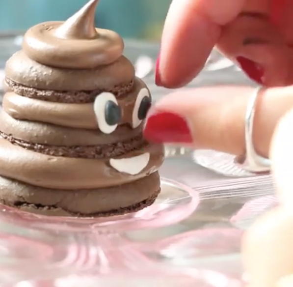 How to make an Emoji Poo Birthday Cake - YouTube