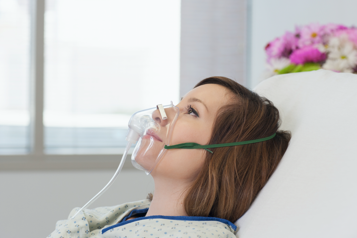 Hospitals Are Starting To Offer Laughing Gas For Women Giving Birth