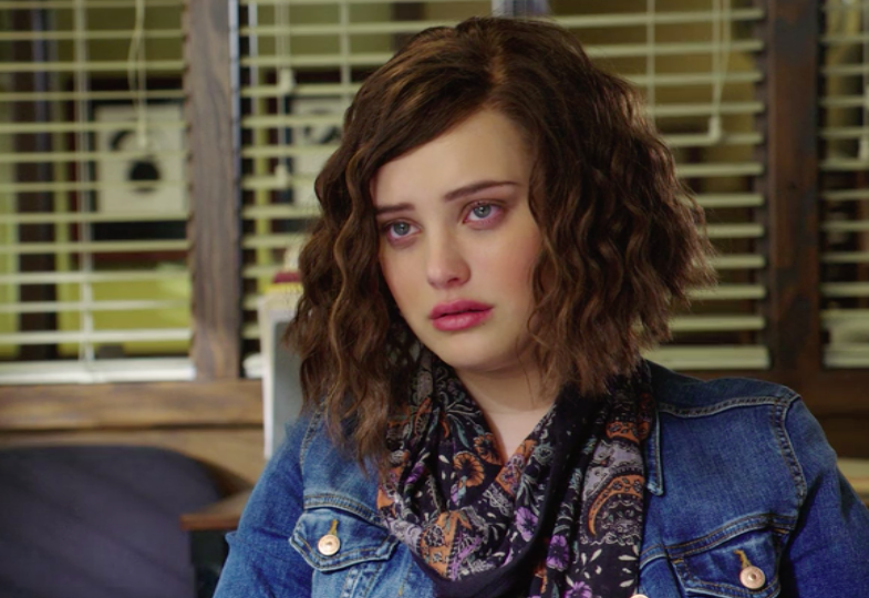 Katherine Langford curly beautiful hairs on Stylevore