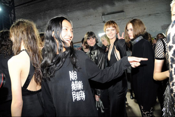 Social group, Youth, Fashion, Friendship, Team, Flash photography, Long hair, Sleeveless shirt, Crew, Step cutting, 