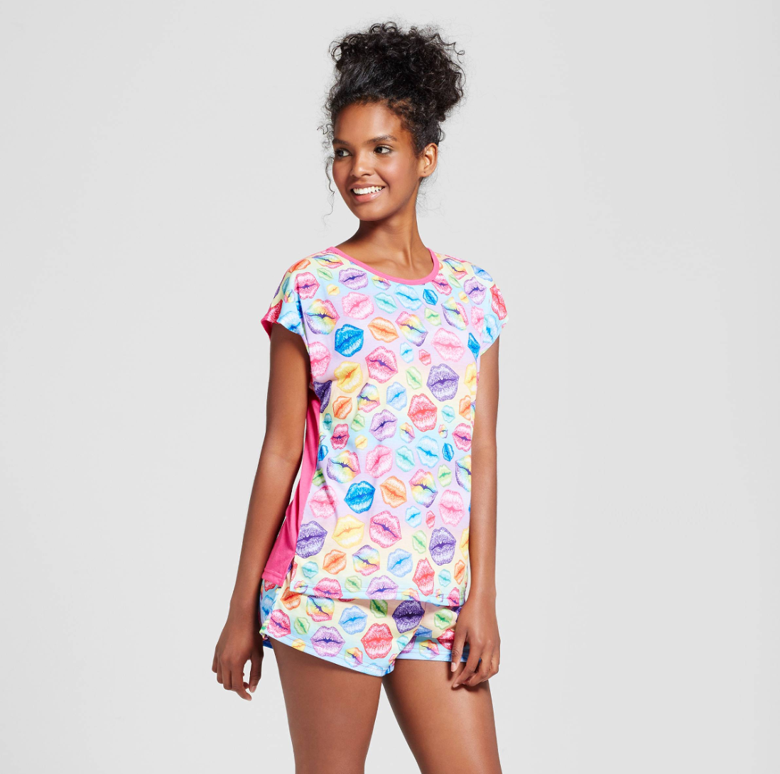 Drop Everything Because Target's Lisa Frank Pajama Collection Is Finally  Here