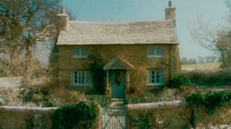 You can now buy a cottage exactly like Iris' in The Holiday 