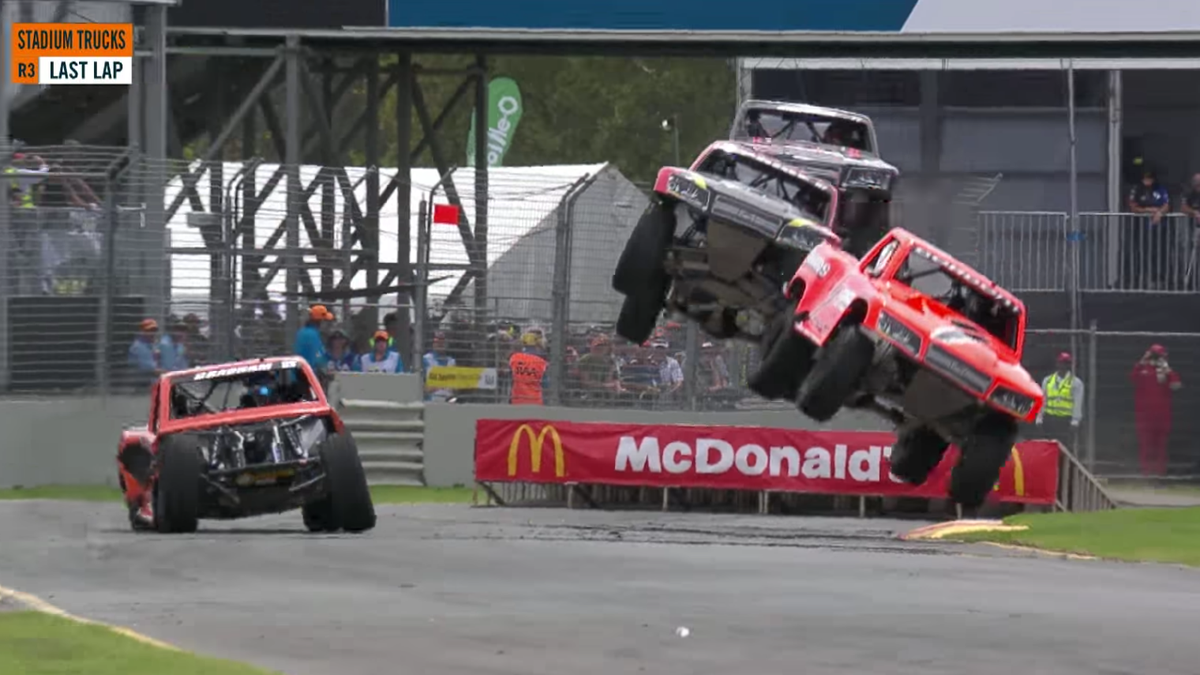 The End of This Stadium Super Trucks Race Is Excellent, Great