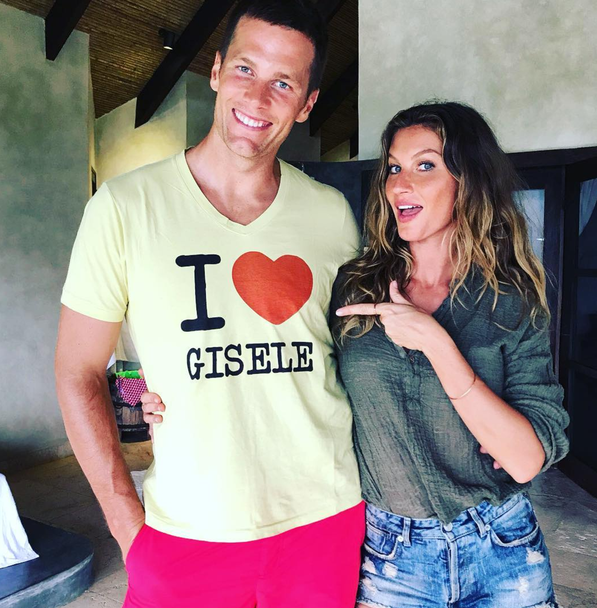 Tom Brady's Declaration of Love for Wife Gisele Bündchen Is Adorable - Tom  Brady Pulls a Tom Hiddleston Move for Valentine's Day