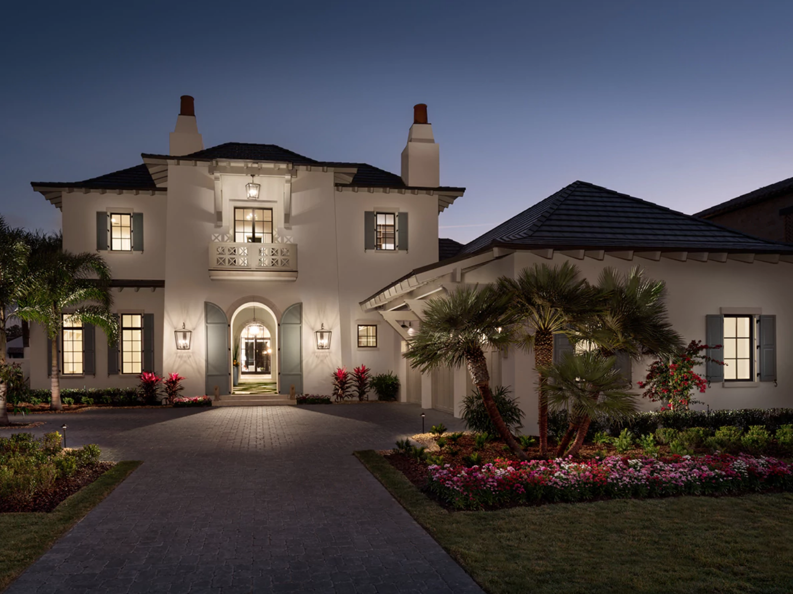 Биг дома. Дом мечты из Диснея. Как выглядит дом взади. Golden real Estate. Dream House Florida.