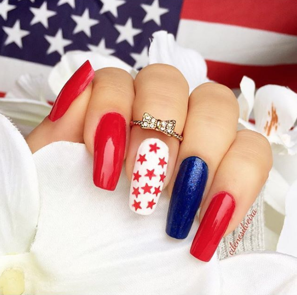 I made this set for the fourth. : r/Nails