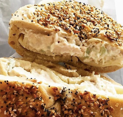 Dish, Food, Cuisine, Ingredient, Baked goods, Produce, Staple food, Shaobing, American food, Cheese, 