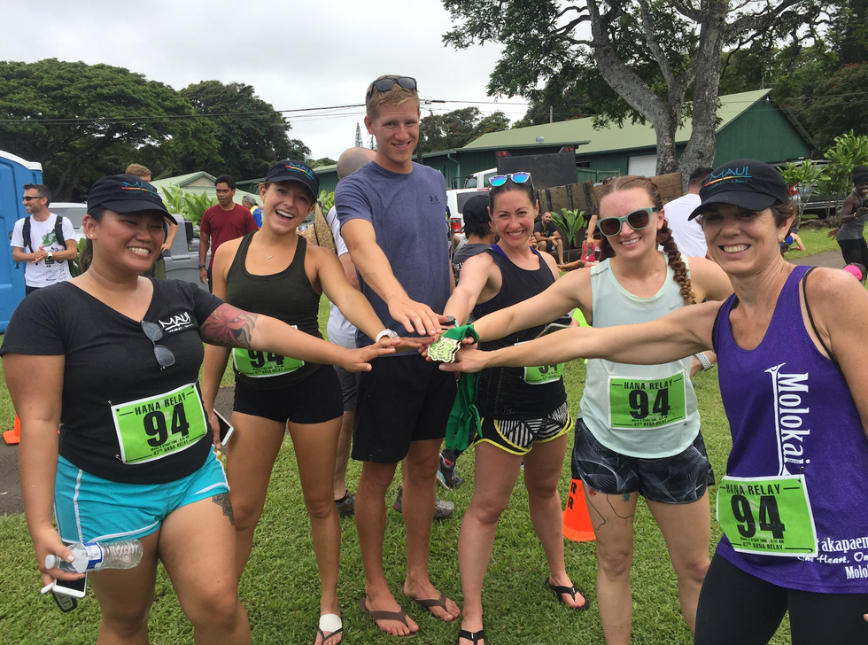 Relay race team 