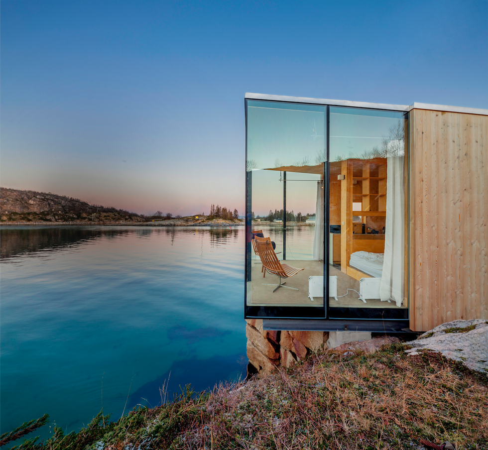 Water, Sky, Blue, House, Architecture, Sea, Real estate, Reflection, Room, Building, 