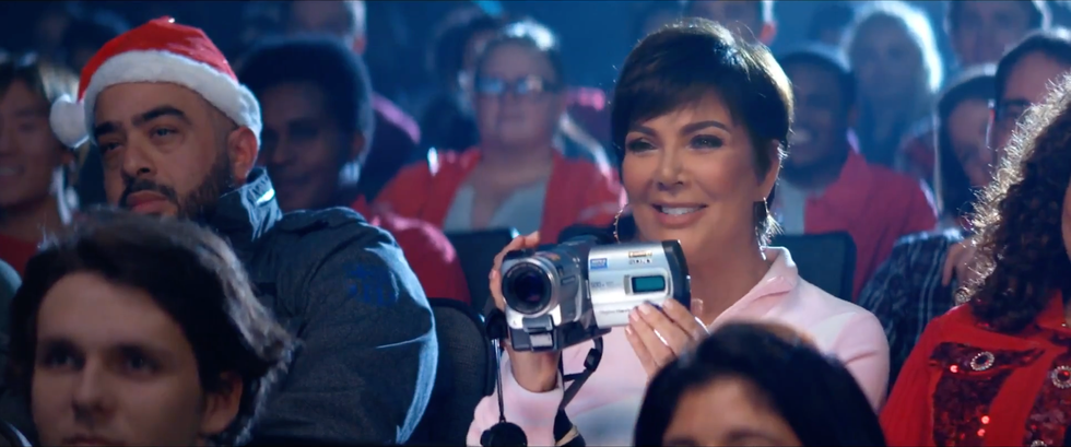 watch-kris-jenner-in-ariana-grande-s-thank-u-next-music-video