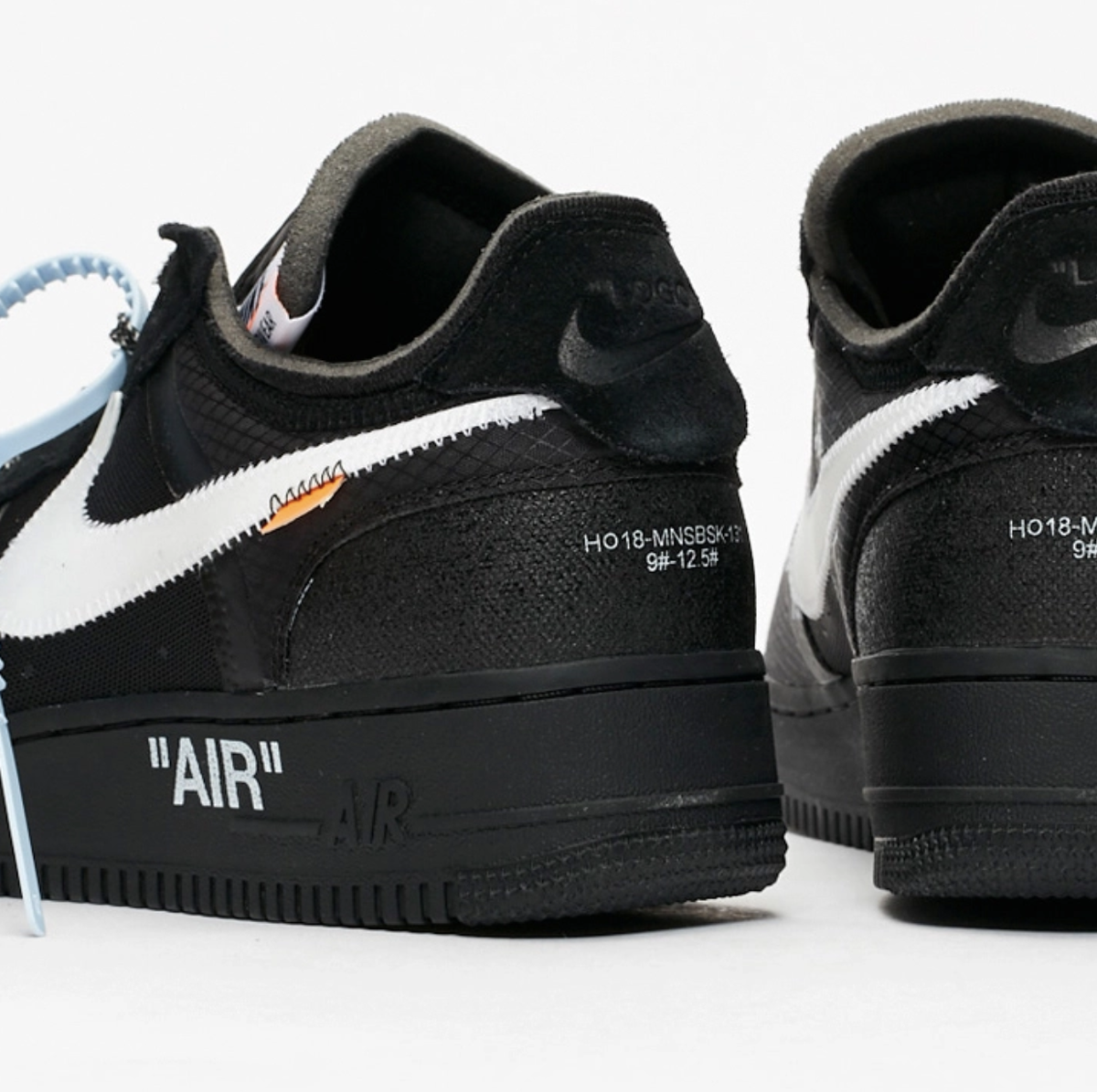 On foot: Off White x Nike Air Force 1 One Low Black 