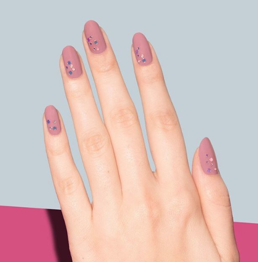 Millennial Pink Is *So* Hot Right Now - STYLECIRCLE