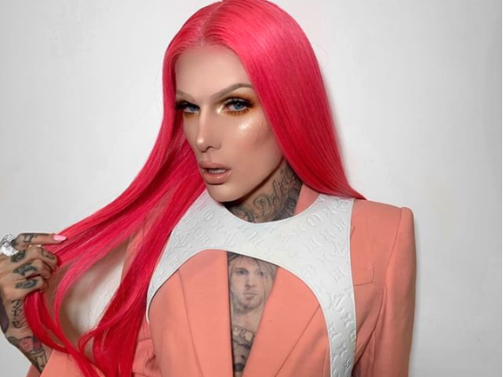 JEFFREE STAR Collaboration with MORPHE BRUSHES BEAUTY AD CAMPAIGN-  Strawberry, Makeup Brushes, Strawberries, Pink and Green, Half Face Makeup