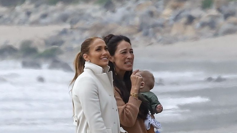 preview for Jennifer Lopez Admits She 'Fangirled Out' Meeting Joanna Gaines: 'I'm Obsessed with Fixer Upper'