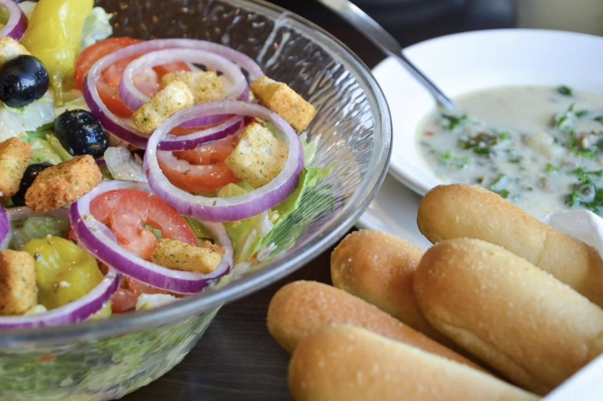 olive garden breadsticks salad