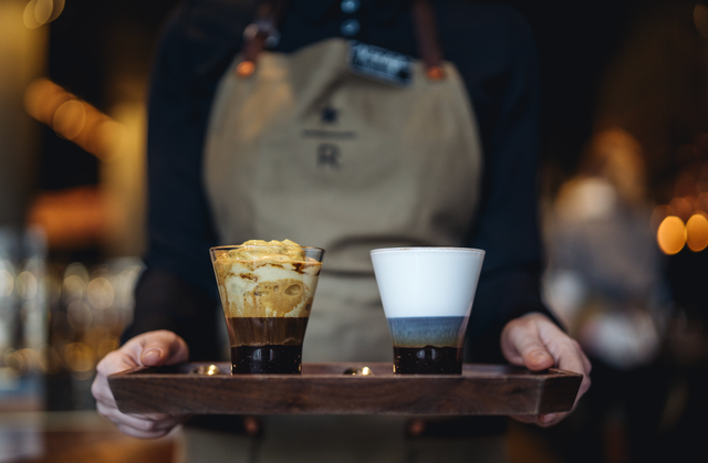 Drink, Distilled beverage, Liqueur, Alcohol, White russian, Food, Frappé coffee, Affogato, Coffee, Irish coffee, 