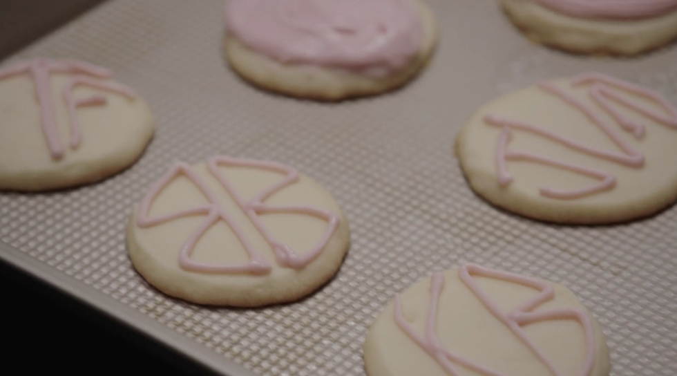 Food, Icing, Royal icing, Cuisine, Dessert, Pink, Baking, Buttercream, Petit four, Sweetness, 