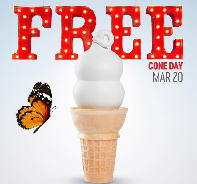 Ice cream cone, Frozen dessert, Dairy, Ice cream, Soft Serve Ice Creams, Dessert, Baking cup, Food, 