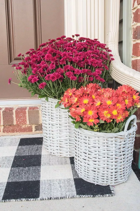 Outdoor Easter Decorations - Upcycled Basket Planters