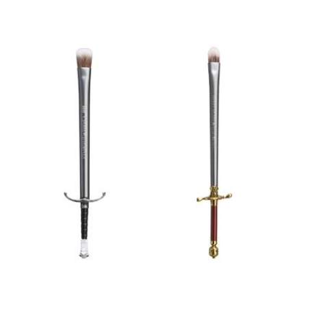 Urban Decay offers Game of Thrones Jon Snow Long claw eye shadow brush