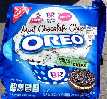 Oreo, Food, Snack, Cookie, Ingredient, Cookies and crackers, Dessert, Cuisine, Dish, 