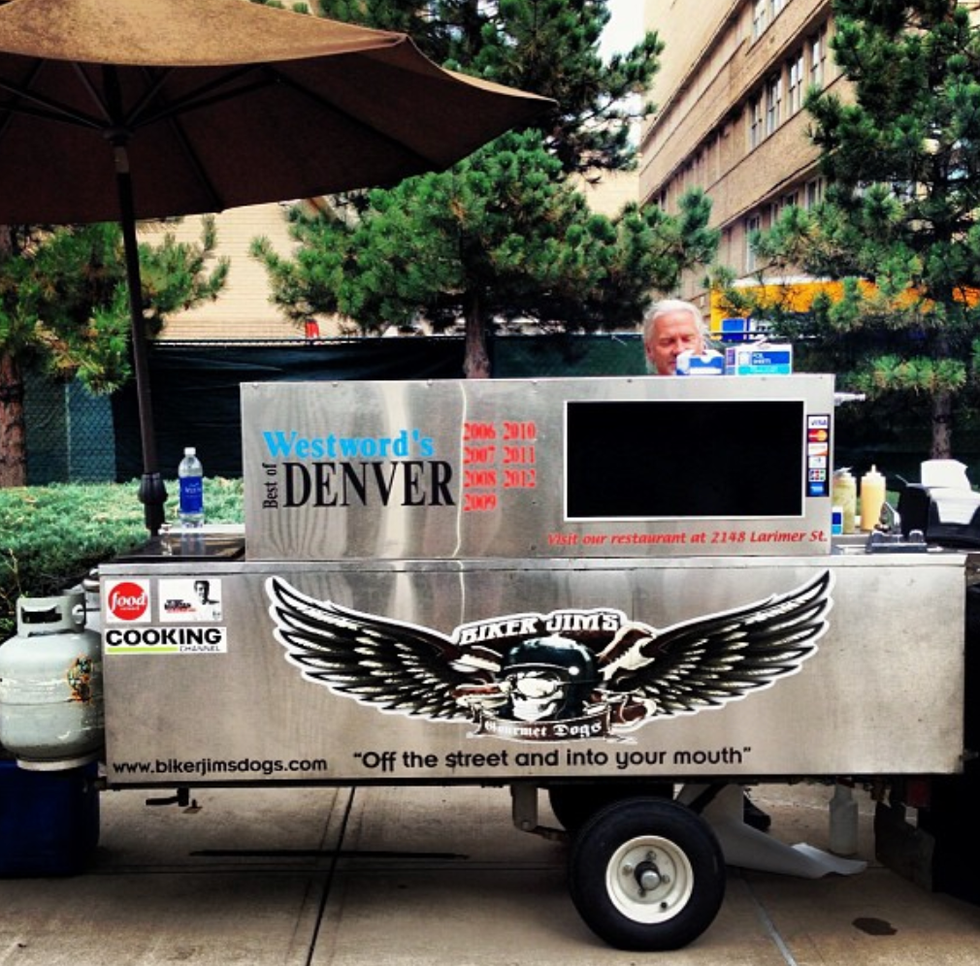 Product, Vehicle, Font, Advertising, Car, Food truck, Truck, Graphics, House, Home, 