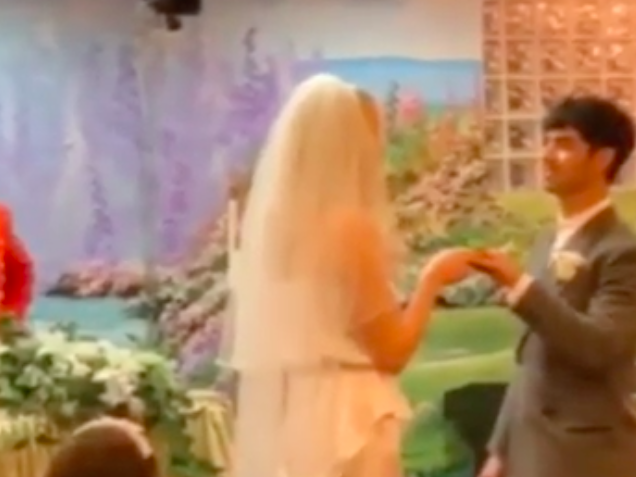 Joe Jonas and Sophie Turner's Wedding Elvis Impersonator Shocked