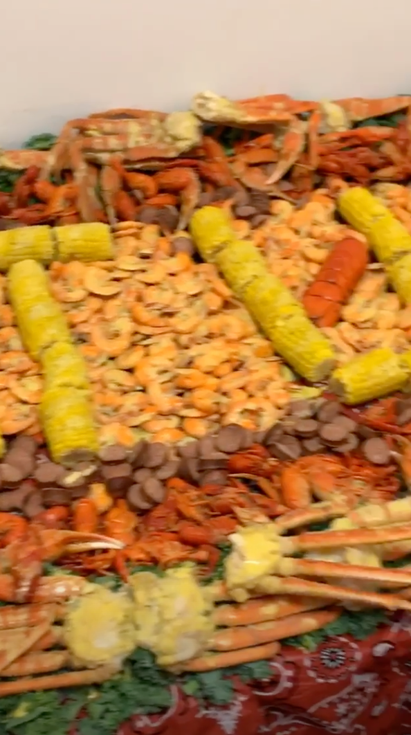 Food, Cuisine, Vegetable, Dish, Ingredient, Vegan nutrition, Produce, Meal, Junk food, Vegetarian food, 