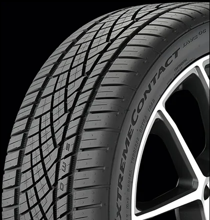 Synthetic rubber, Tire, Automotive tire, Tread, Auto part, Wheel, Automotive wheel system, Rim, Tire care, Alloy wheel, 