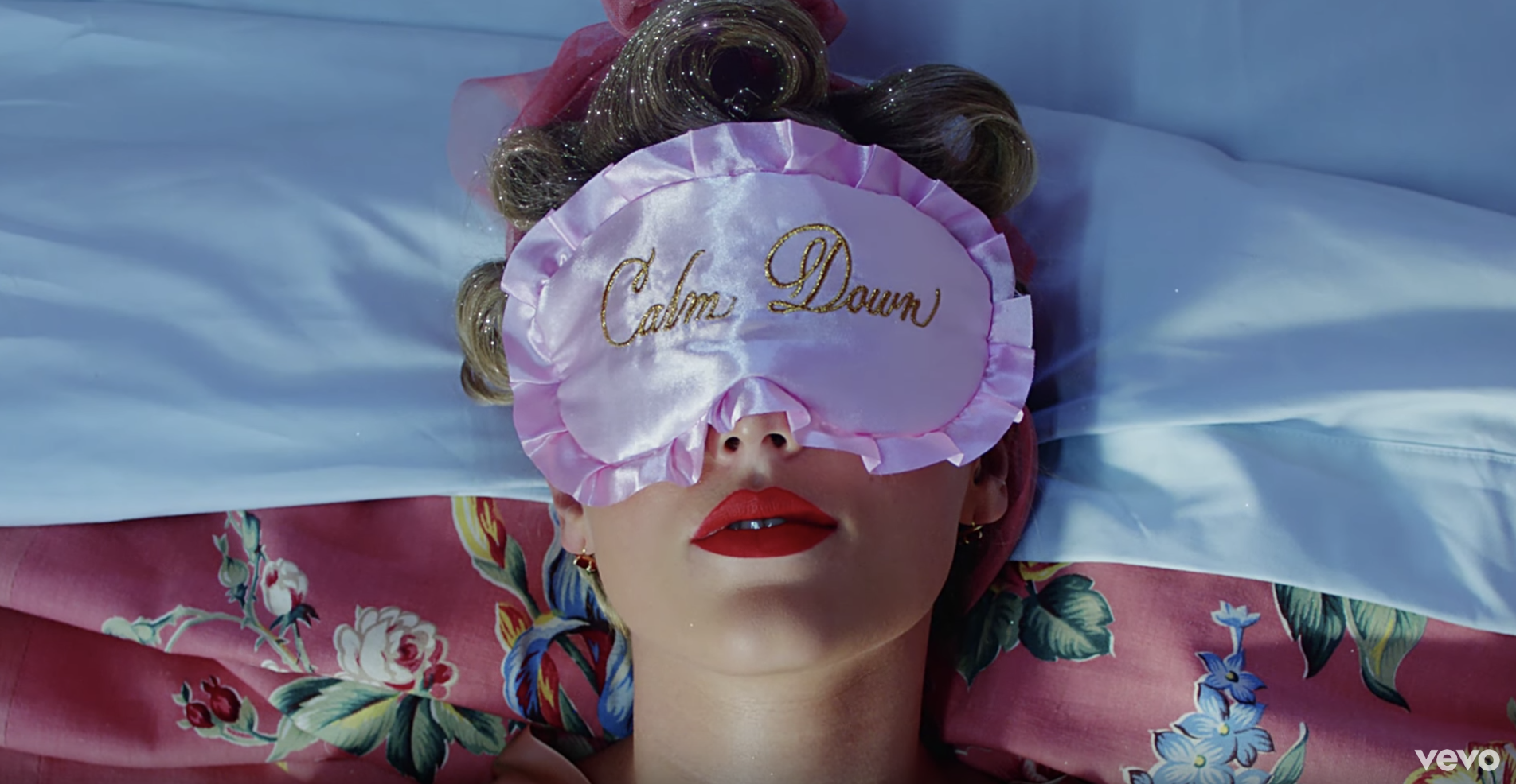 Taylor Swift Style — “You Need To Calm Down” music video