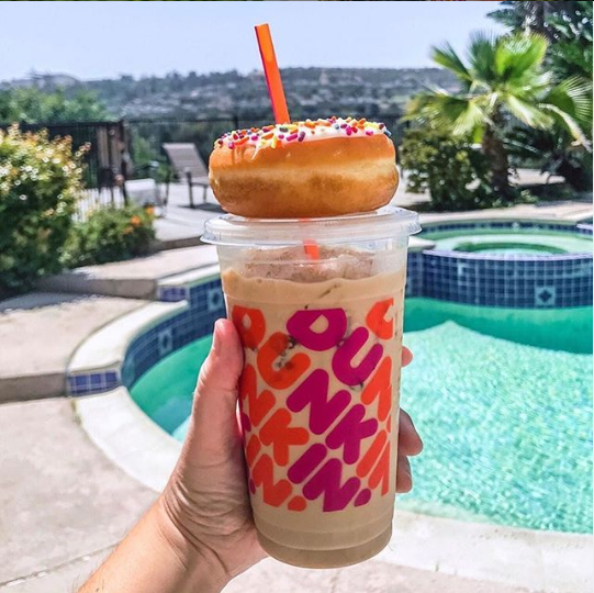 Food, Drink, Cuisine, Ingredient, Floats, Milkshake, Dish, Frappé coffee, Dessert, Fast food, 
