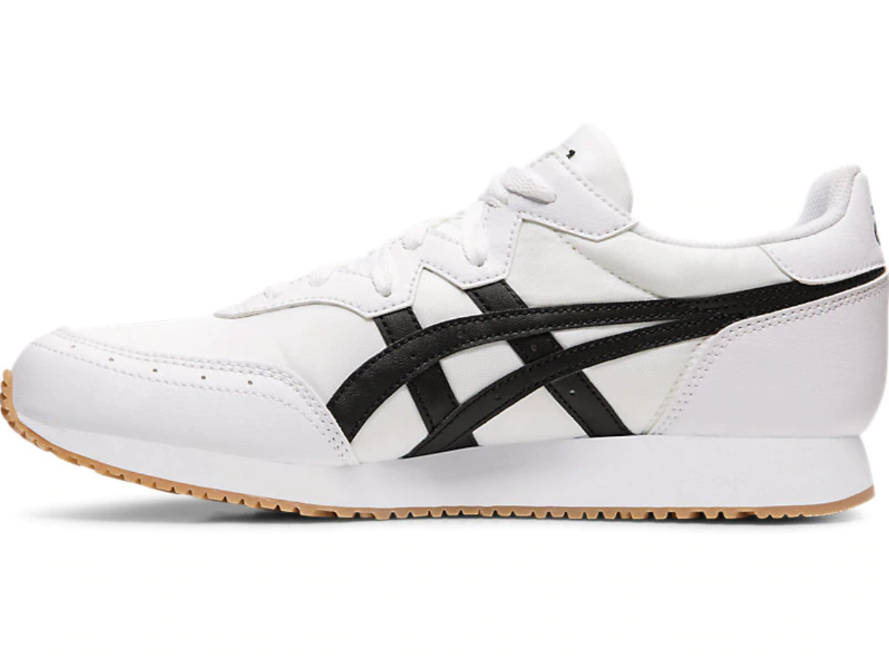 Shoe, Footwear, White, Sneakers, Black, Walking shoe, Product, Outdoor shoe, Athletic shoe, Tennis shoe, 