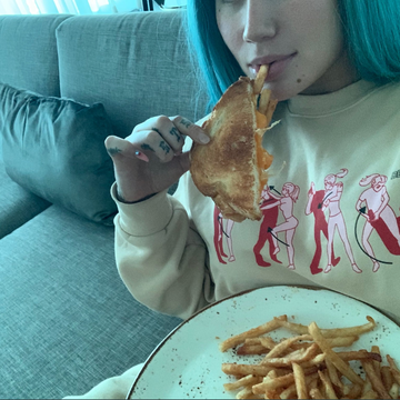 Junk food, Eating, Food, Fast food, Dish, Cuisine, Comfort food, Meal, Food craving, Fried food, Junk food, Eating, Food, Fast food, Dish, Cuisine, Comfort food, Meal, Food craving, Fried food,