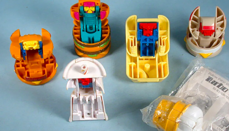 Toy, Yellow, Transformers, Playset, Action figure, Fictional character, Plastic, 