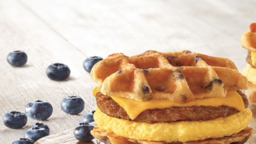 Tim Hortons ☕ Belgian Waffle Breakfast Sandwich • Food Review 