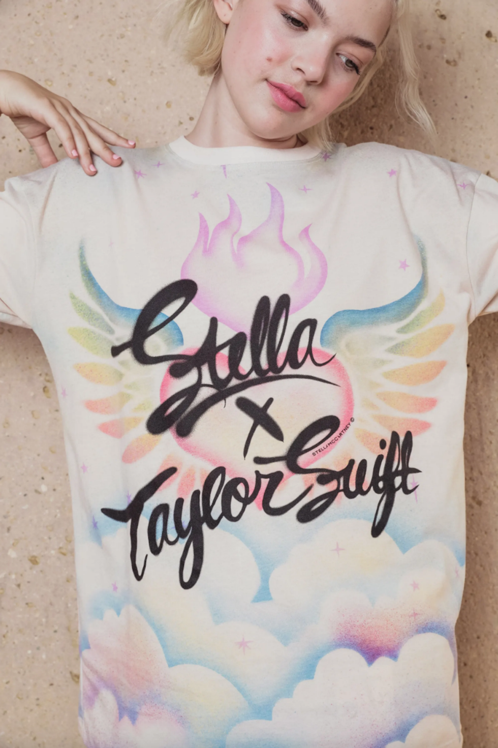 T-shirt, Cool, Pink, Neck, Top, Font, Sleeve, Smile, Chest, Art, 