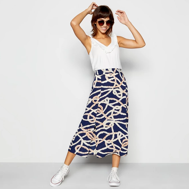 Clothing, White, Waist, Dress, Fashion model, Fashion, Day dress, Neck, Pattern, Footwear, 