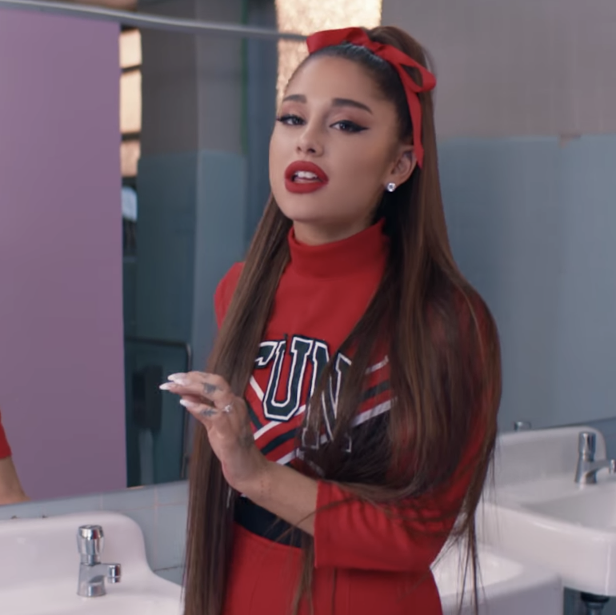 Ariana Grande Releases Second 'Thank U, Next' Video For Her New Fragrance