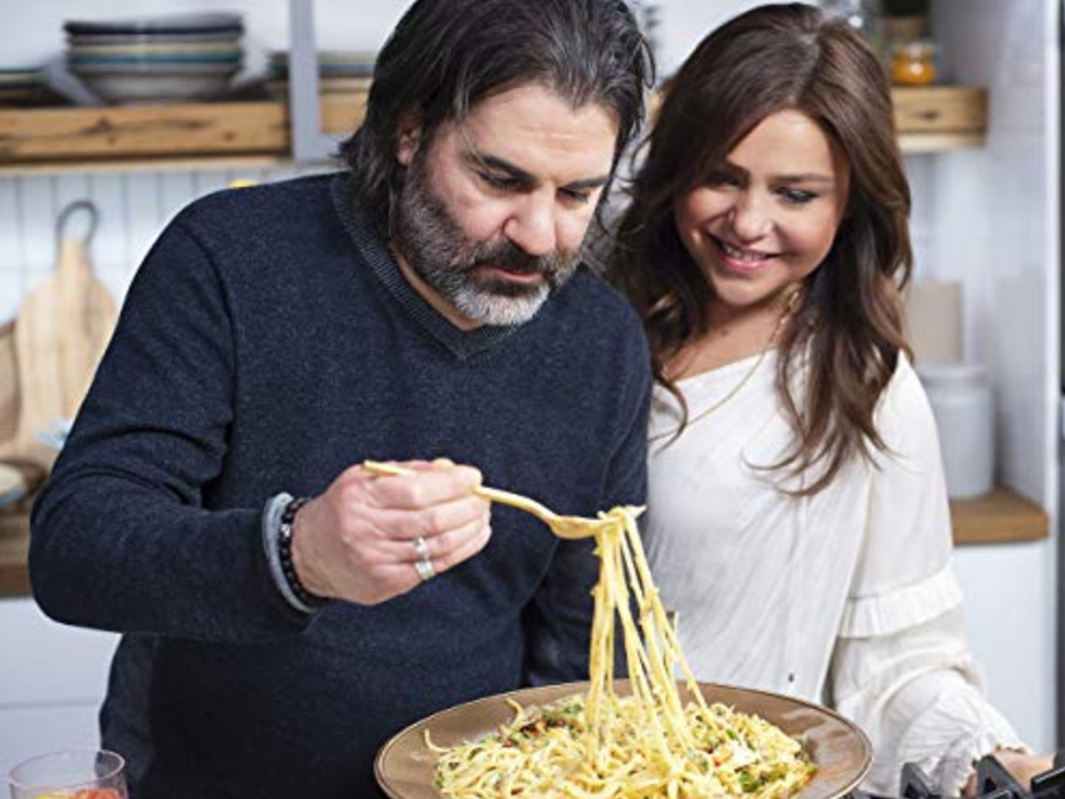 Food, Eating, Dish, Cuisine, Meal, Noodle, Comfort food, Chow mein, Hot dry noodles, Bigoli, 