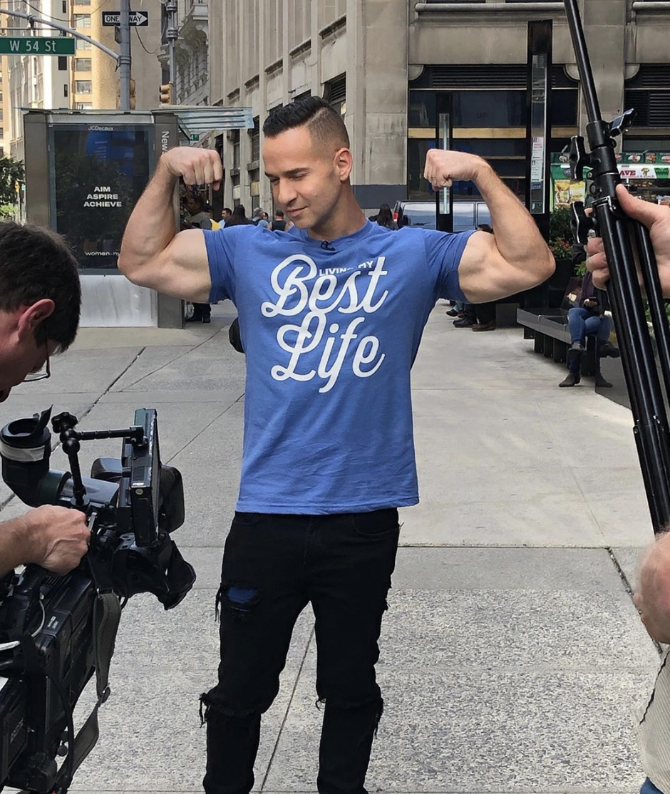 camouflage Bewijs club Jersey Shore's The Situation Says He Lost 36 Pounds In Prison By  Intermittent Fasting
