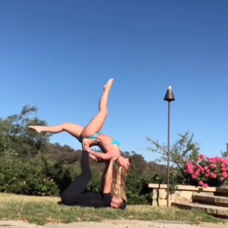Britney Spears Shows Off Her Yoga Skills on Instagram