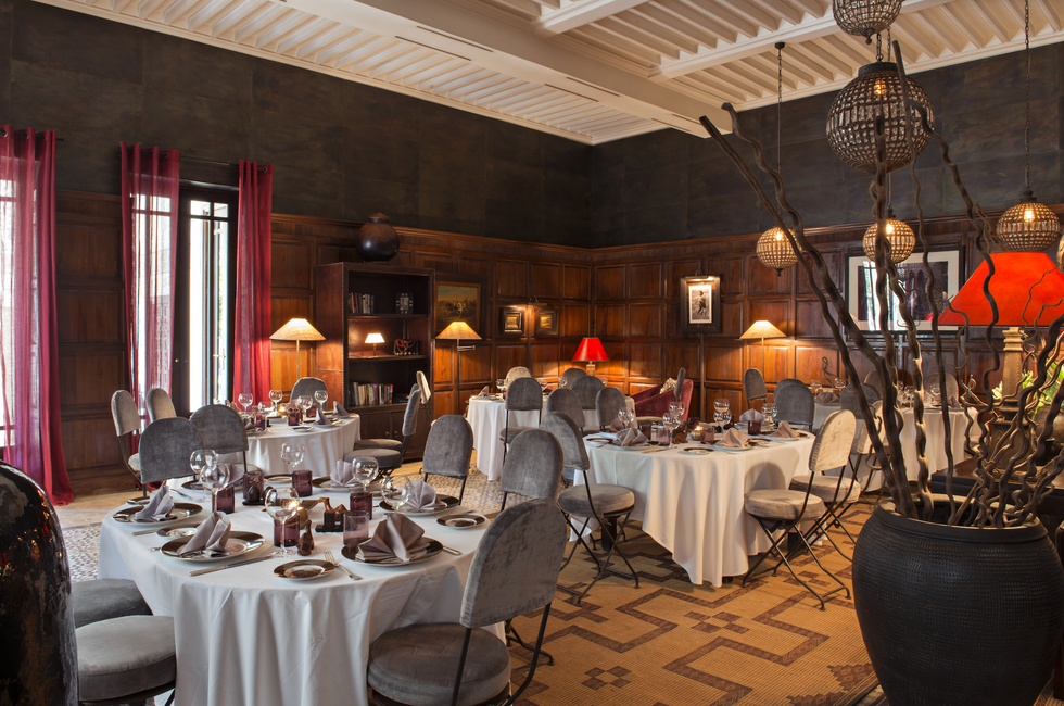 Restaurant, Function hall, Banquet, Rehearsal dinner, Building, Table, Room, Event, Meal, Interior design, 
