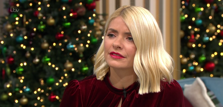 Holly Willoughby s velvet Oasis dress is a festive must have