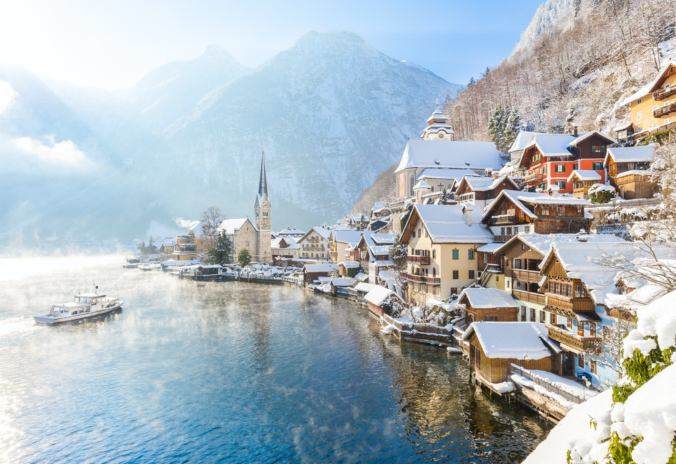 Mountain village, Town, Natural landscape, Village, Sky, Mountain, Water, Tourism, Mountain range, Coast, 